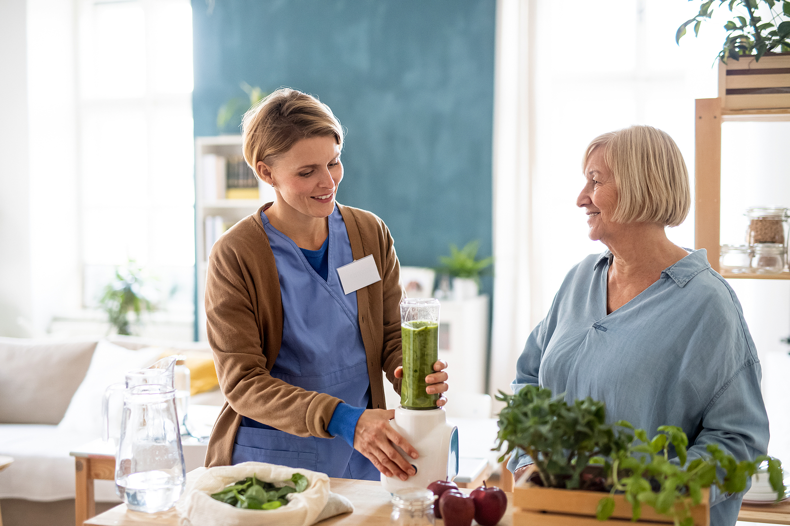 How to Encourage Your Senior Parent to Eat Healthy Foods